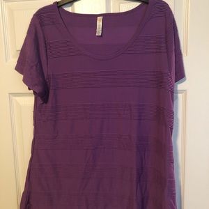 LuLaRoe XL Classic T